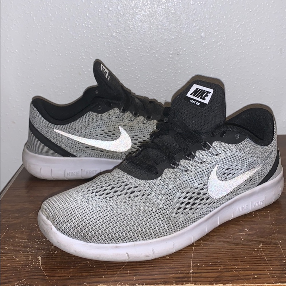Nike Free Runners